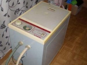 Во время стирки расход воды – пятнадцать литров.